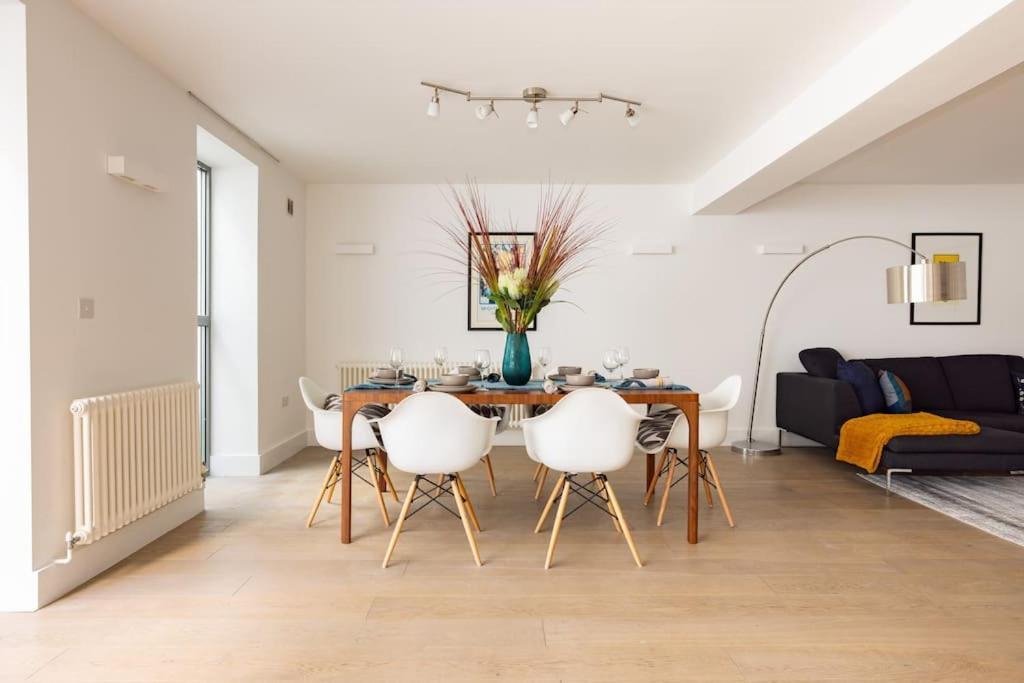 Wild Roses Serviced Apartments - Borough Лондон Экстерьер фото
