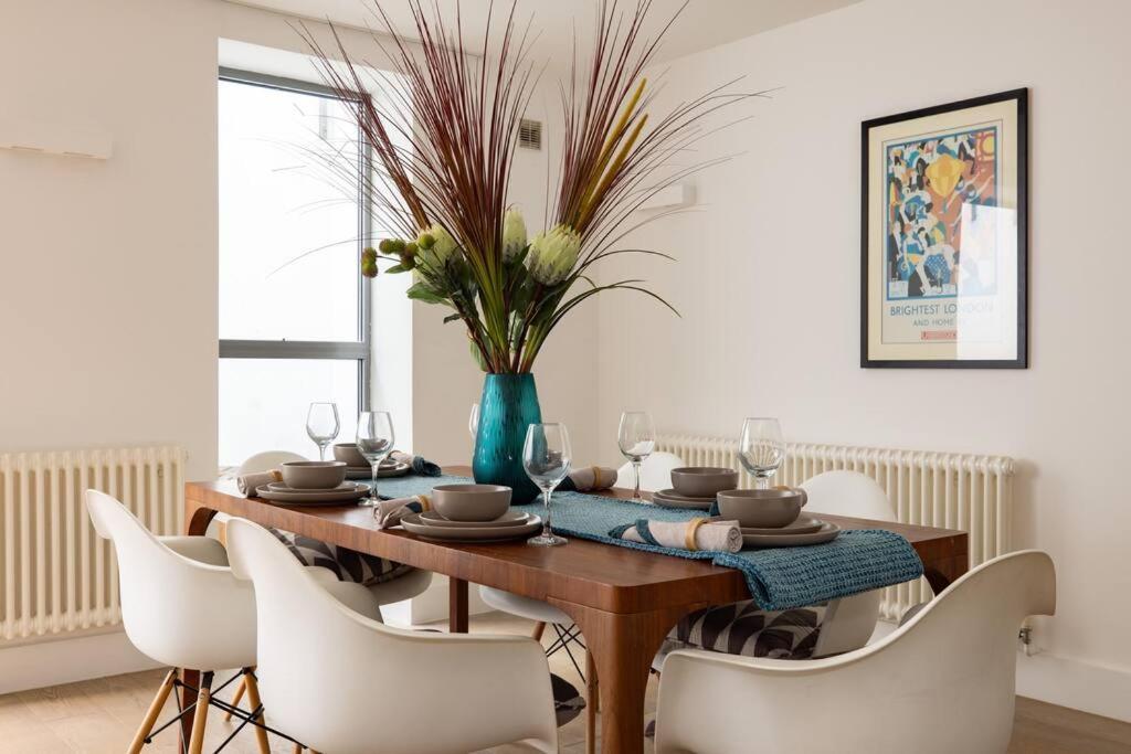 Wild Roses Serviced Apartments - Borough Лондон Экстерьер фото