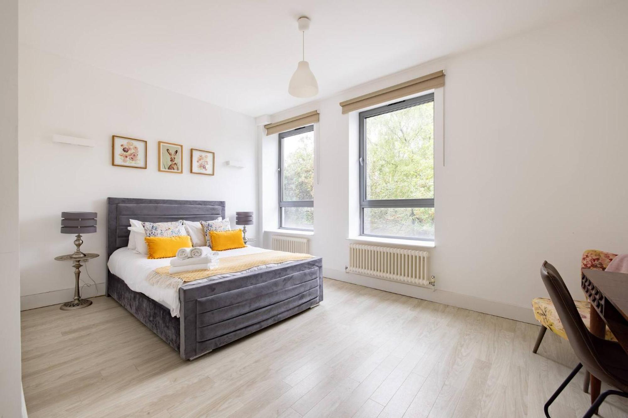 Wild Roses Serviced Apartments - Borough Лондон Экстерьер фото